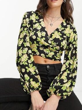 Mango Floral Wrap Crop Top - Black & Lime